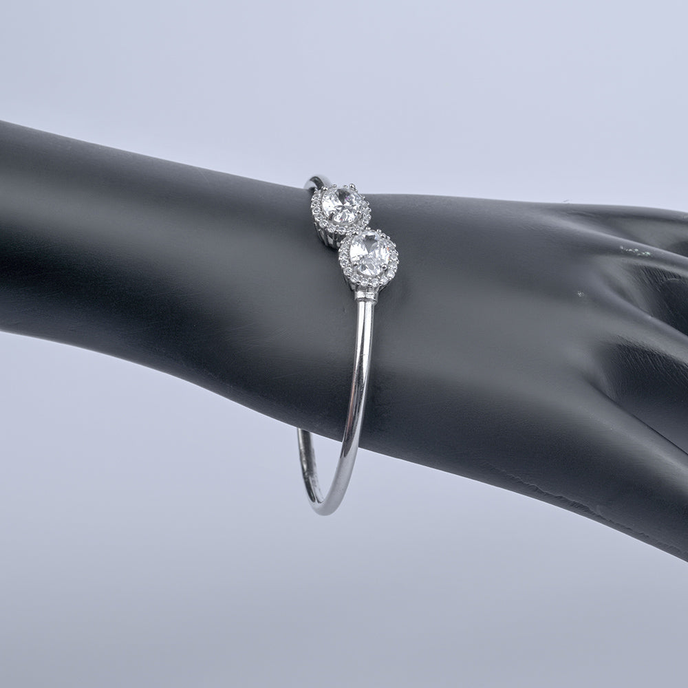 Oval Shape Diamond Unique Bracelet Slb